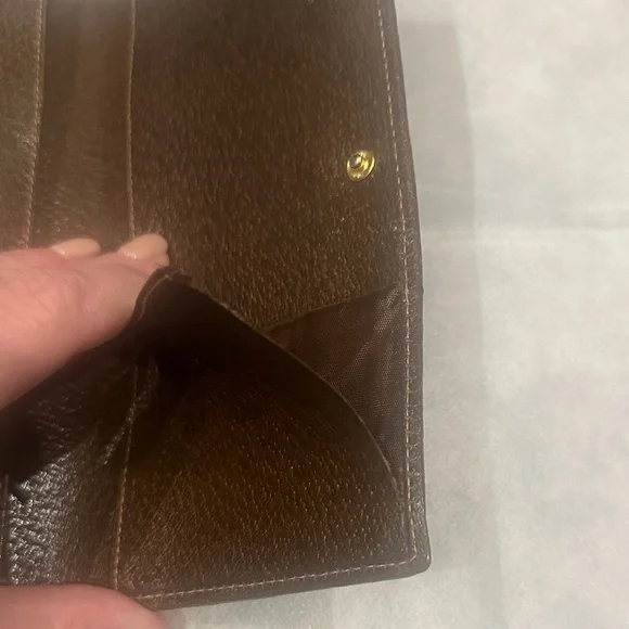 Vintage Gucci Brown Monogram Wallet - Picture 9 of 13